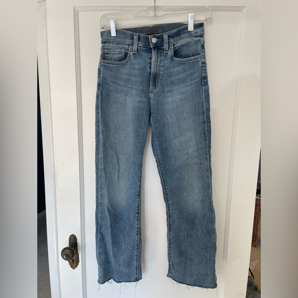 Joe’s Cropped High Rise Jeans - Size 25